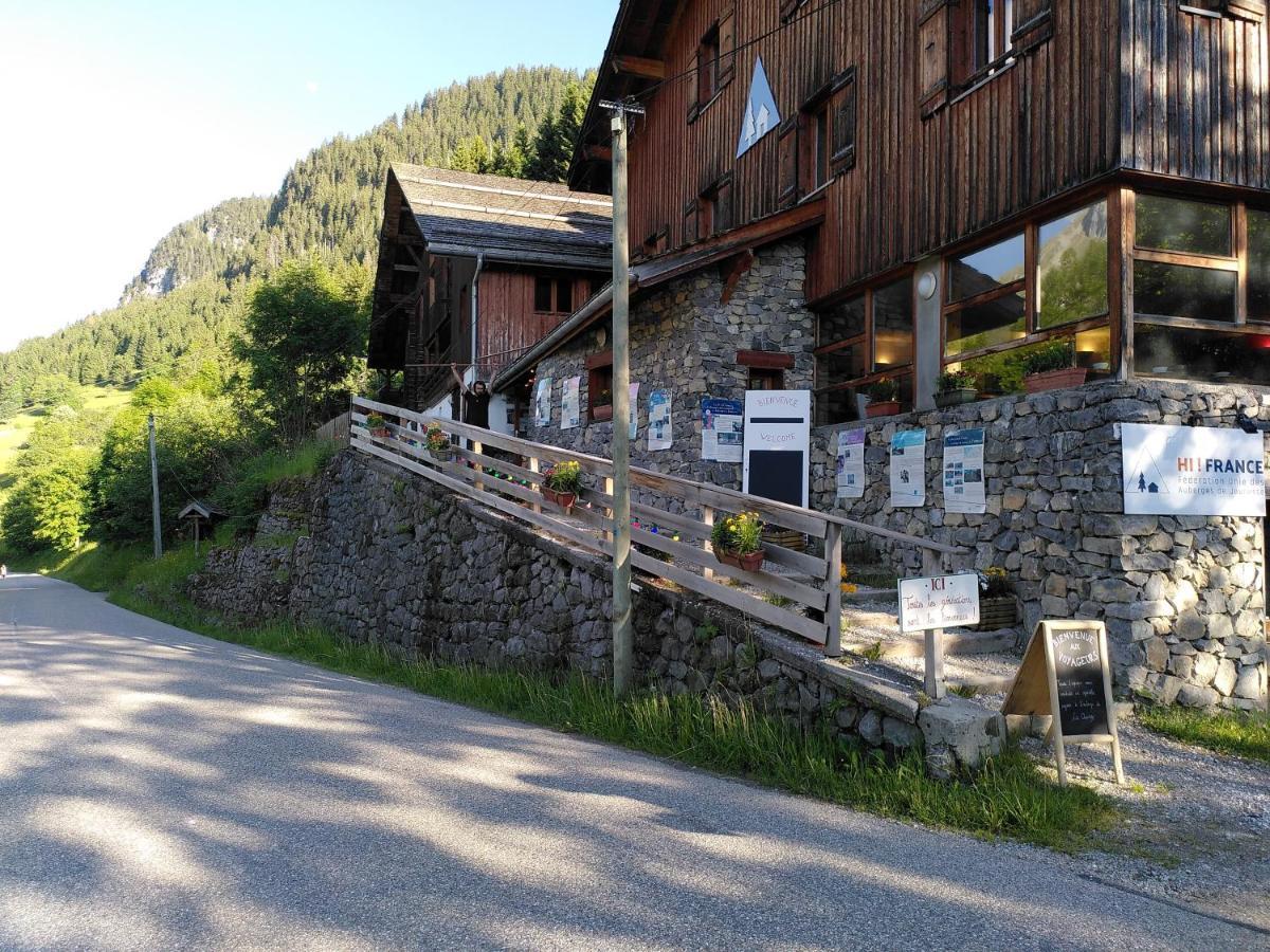 Auberge De Jeunesse Hi Ла Клусаз Екстериор снимка