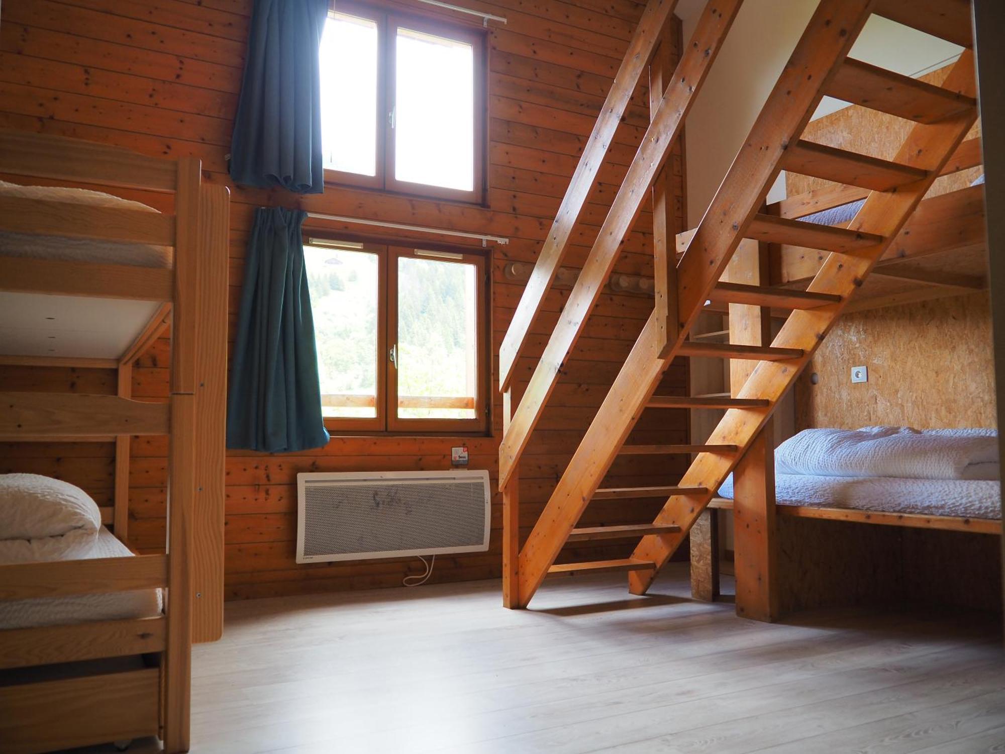 Auberge De Jeunesse Hi Ла Клусаз Екстериор снимка
