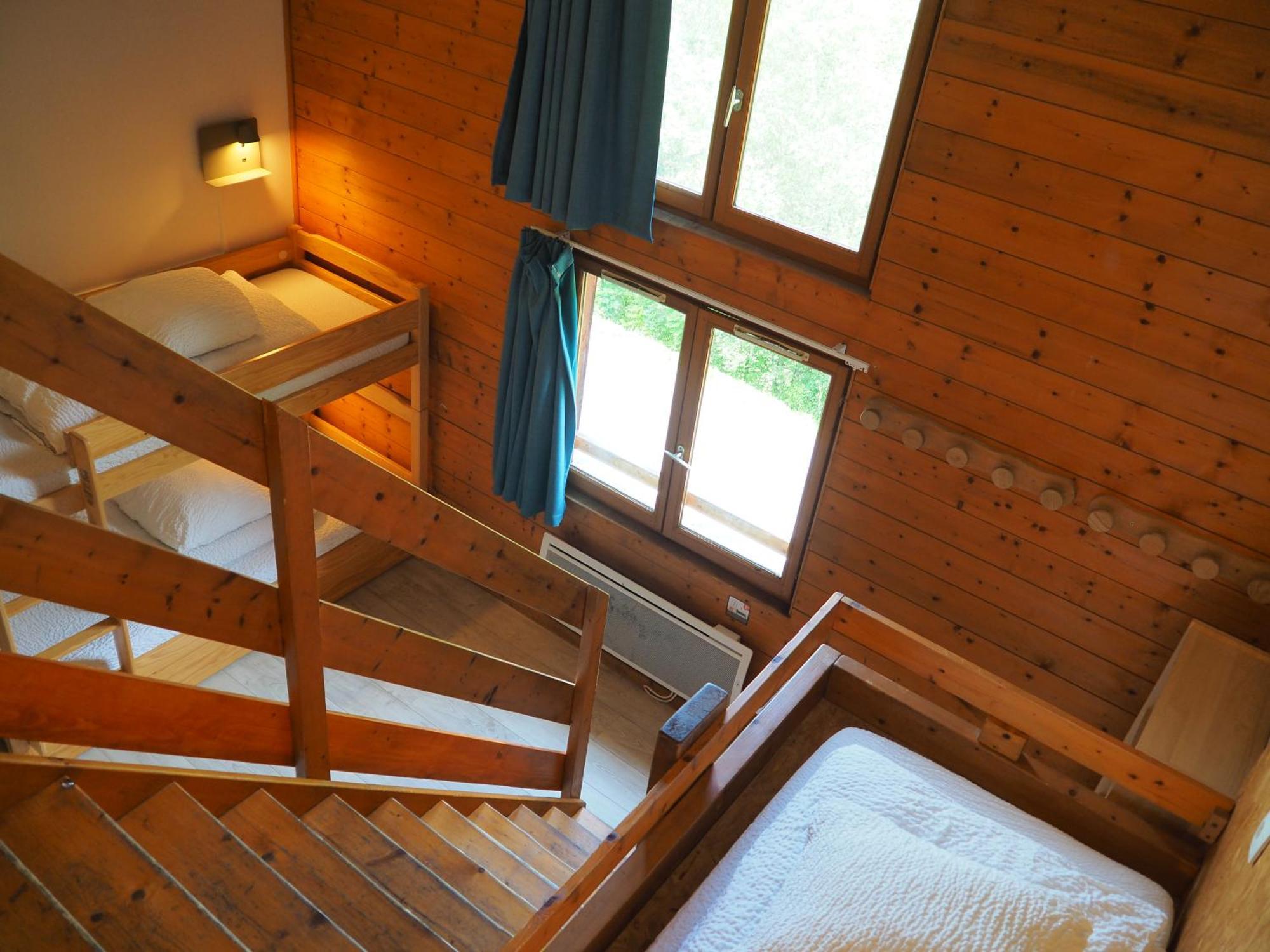 Auberge De Jeunesse Hi Ла Клусаз Екстериор снимка
